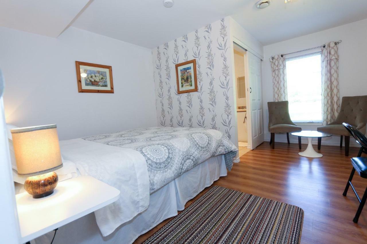 Cedar Drive Inn Crysler Εξωτερικό φωτογραφία